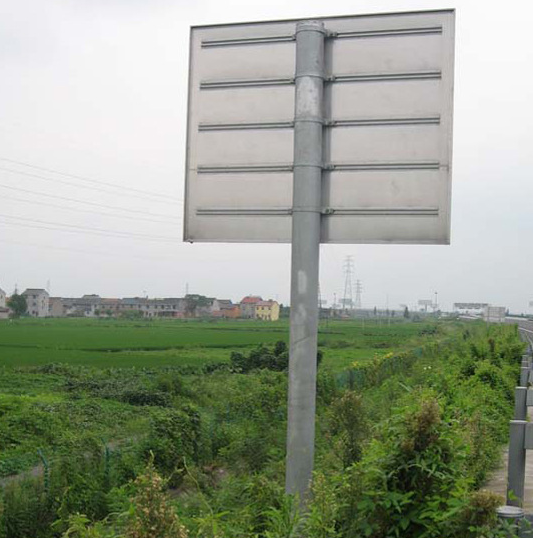 单立柱标志杆--郑州交通标牌生产厂家--河南卓融